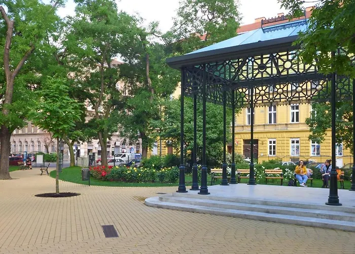 Oktogon Будапешт